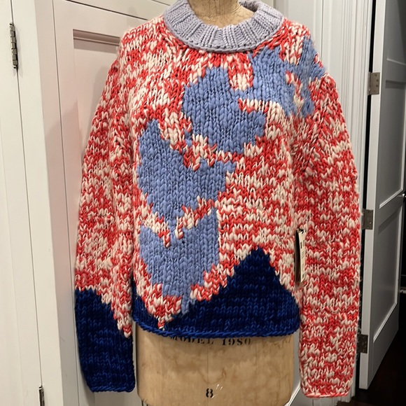 New with tag BURBERRY crew knit jumper in bright red - Picture 2 of 6